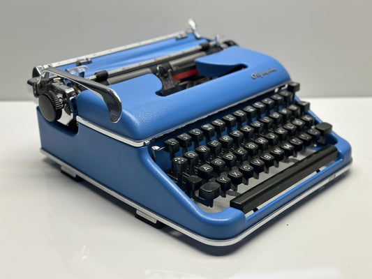 Olympia SM3 Typewriter - Blue Typewriter - Antique Typewriter - Type Maachine - Premium Gift - Working Typewriter - The Best Typewriter
