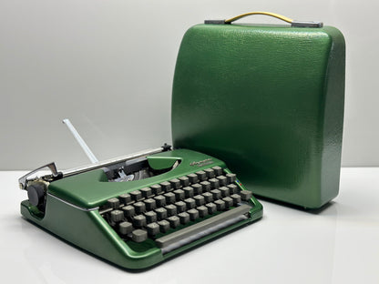 QWERTY Olympia Splendid 33/66 Typewriter - Antique Typewriter, Old Typewriter, Home and Office Decor, Best Gift - Elegant Gray Keys,