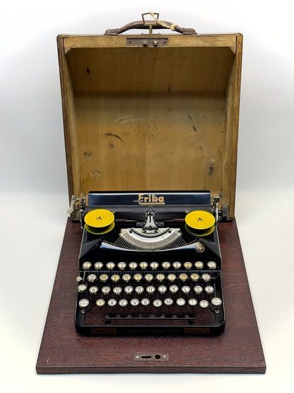 Rare Erika Antique Typewriter - Vintage 1940 Edition in Classic Black - 1940 Model, Best Gift,Antique Typewriter,Europe Typewriter
