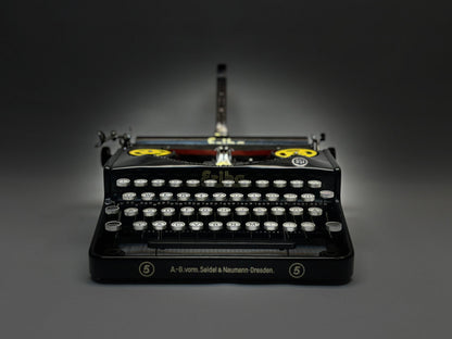 Erika Black Typewriter with Wooden Case - 1940 Model, Best Gift, Premium Quality, Antique Typewriter, Old World Elegance,Europe Typewriter