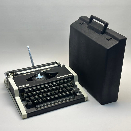 Rare! - Olympia Traveller Typewriter - Vintage 1955 Model in Sleek Black - Antique Typewriter - The Best Model - Working Type writer