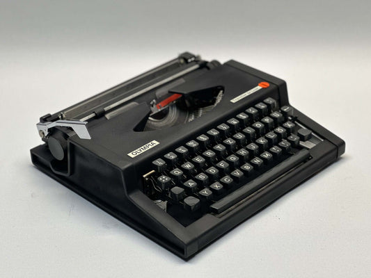 Rare! Olympia Traveller Black Typewriter - Elegant QWERTZ Layout with Matte Black Accents -Antique Typewriter - Old Type Writer