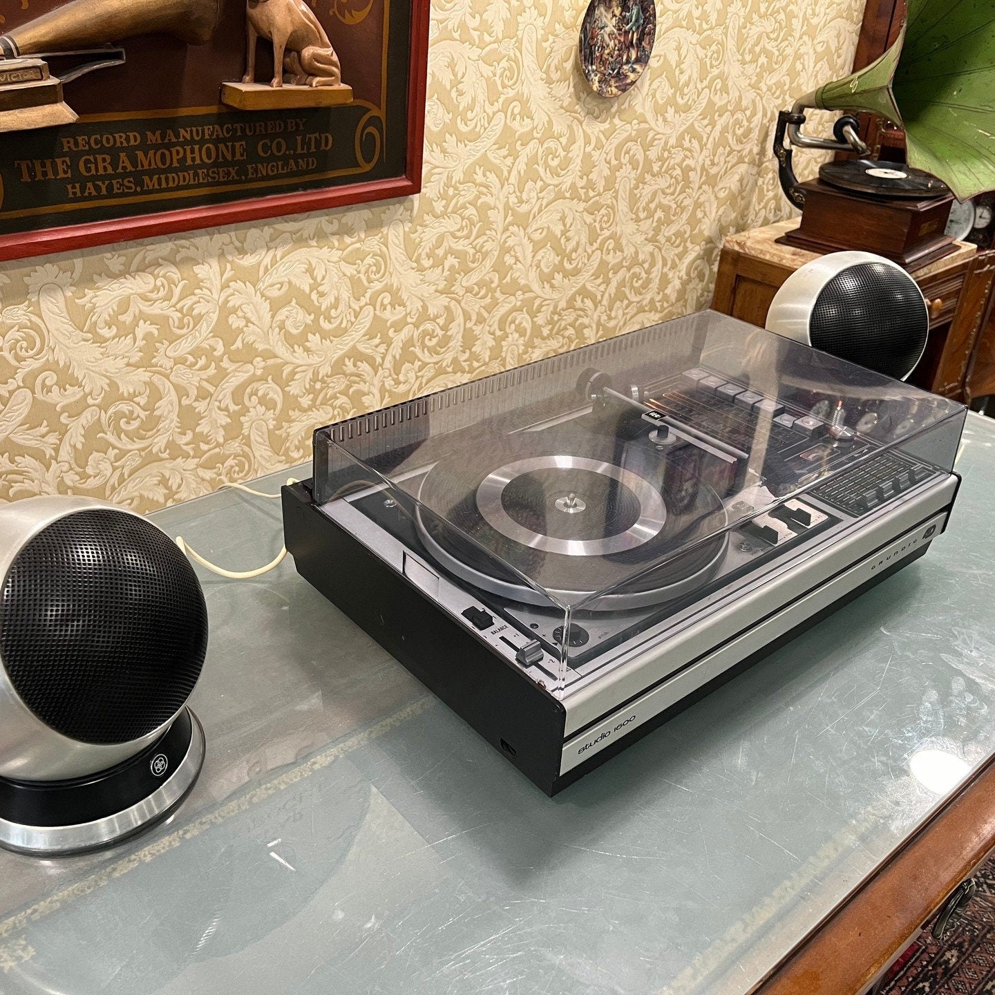 Grundig Studio 1600 FM Radio Turntable | Includes Minerva Sphere Speaker Set | High Condition | Fully Functional- Turntable