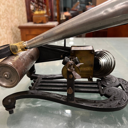 LIRA Phonograph | 1902 German-Made | Rare Collectible | Excellent Condition | Fully Functional.