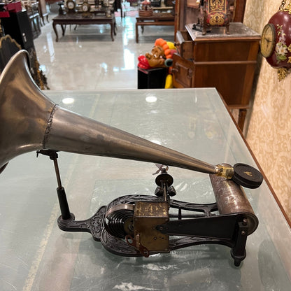 LIRA Phonograph | 1902 German-Made | Rare Collectible | Excellent Condition | Fully Functional.