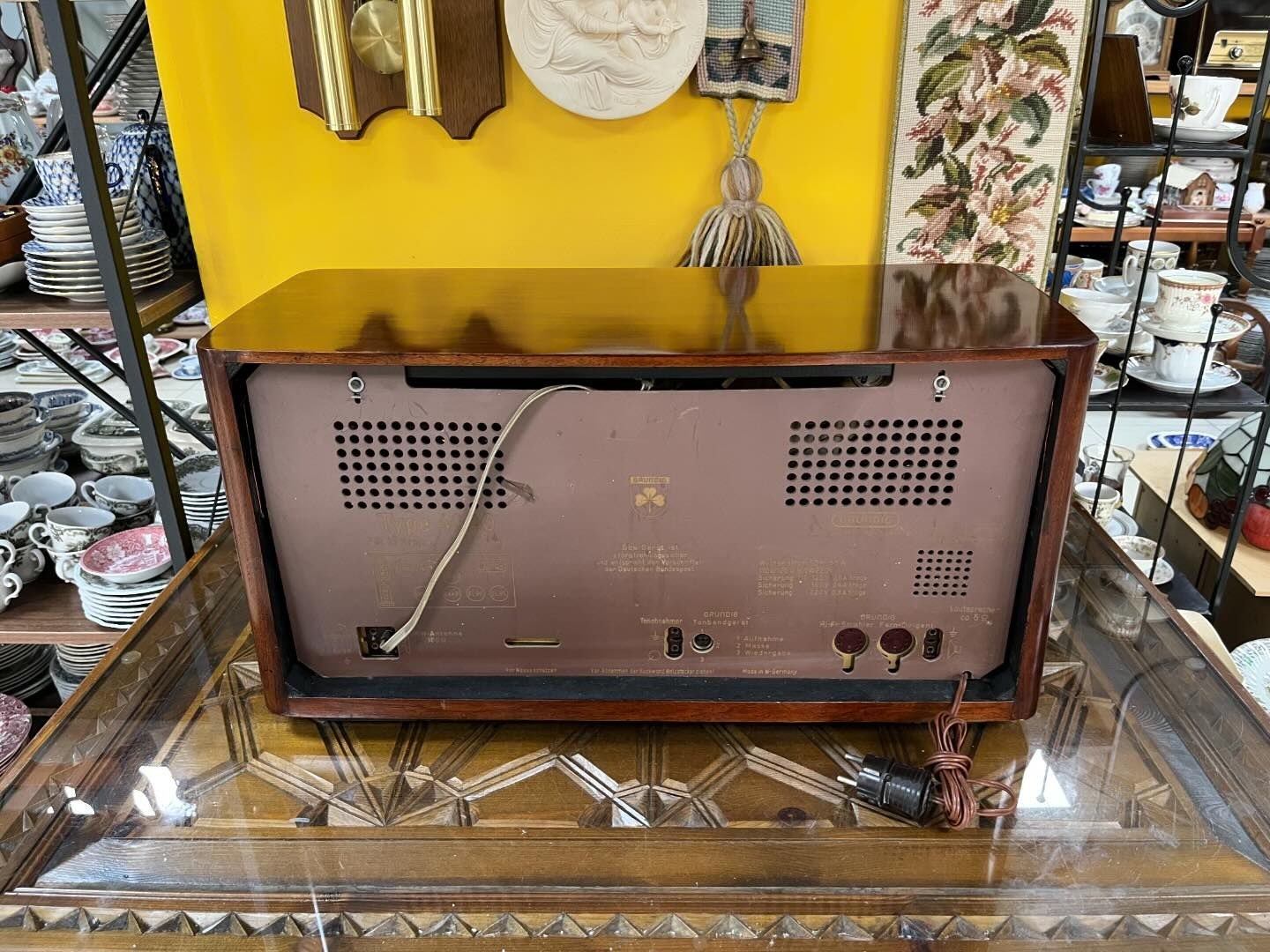 Antique Grundig 4090 Tube Radio | Special Series | Pristine Condition | Fully Functional