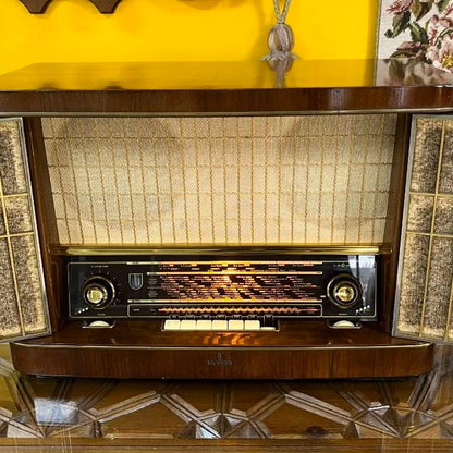 Antique Siemens Schatulle H42 Tube Radio | Pristine Condition | Collectible Model