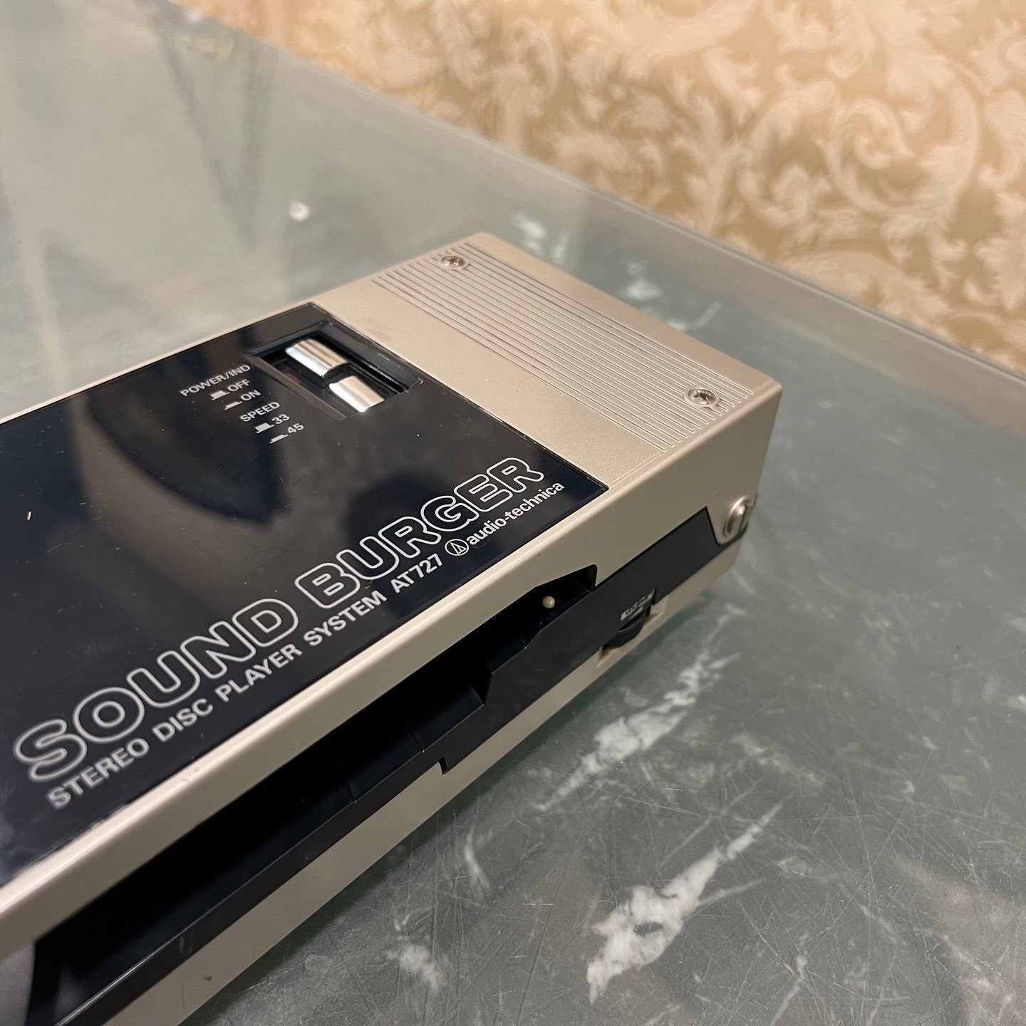 Antique Audio Technica AT 727 Sound Burger | Portable Stereo Turntable | 33/45 RPM | Battery & Adapter Operated