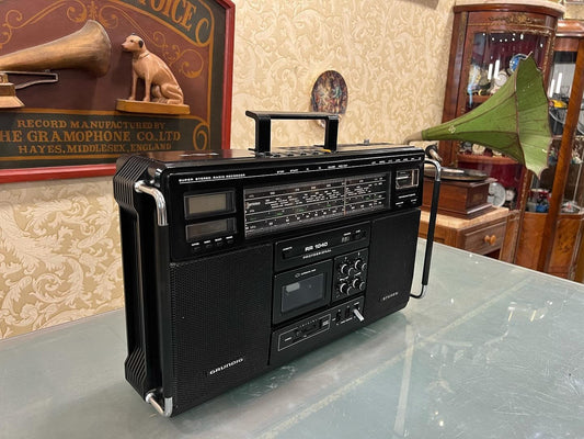 Grundig RR 1040 Professional Tape Recorder | High Condition | Special Radio | Tape Section Needs Maintenance- Turntable
