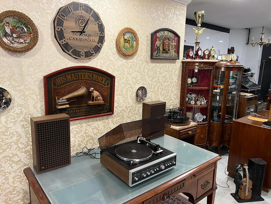 Antique Legendary Dual HS 142 | Immaculate Condition | Includes CL 116 Speaker Set | Fully Functional