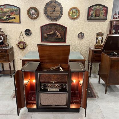 Kuba Music Cabinet | Original FM | Multi-Speed Turntable | Excellent Condition