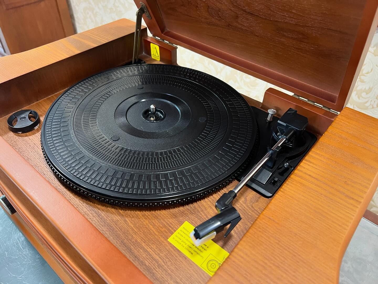 Antique European Horn Gramophone | Columbia Head | Excellent Condition | Fully Functional