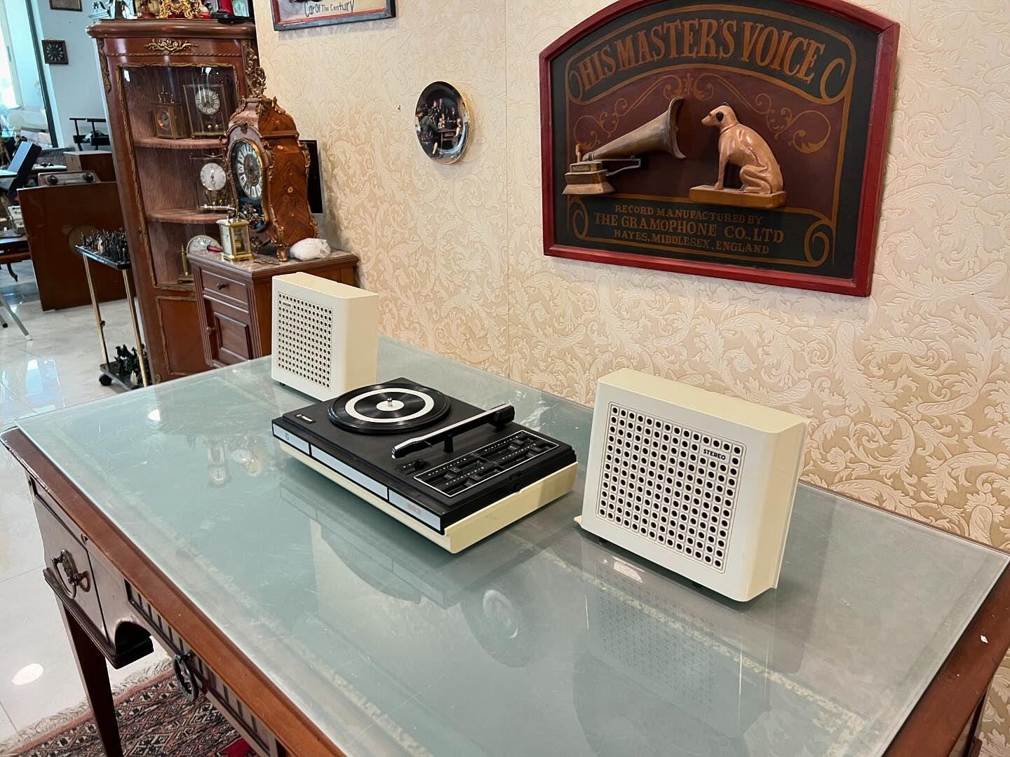 Collectible Philips Stereo Portable Turntable | Plays All Speeds | Fully Functional