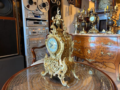 French Bronze Mantel Clock | 50 cm Height | Exquisite Details | Fully Functional | Excellent Condition