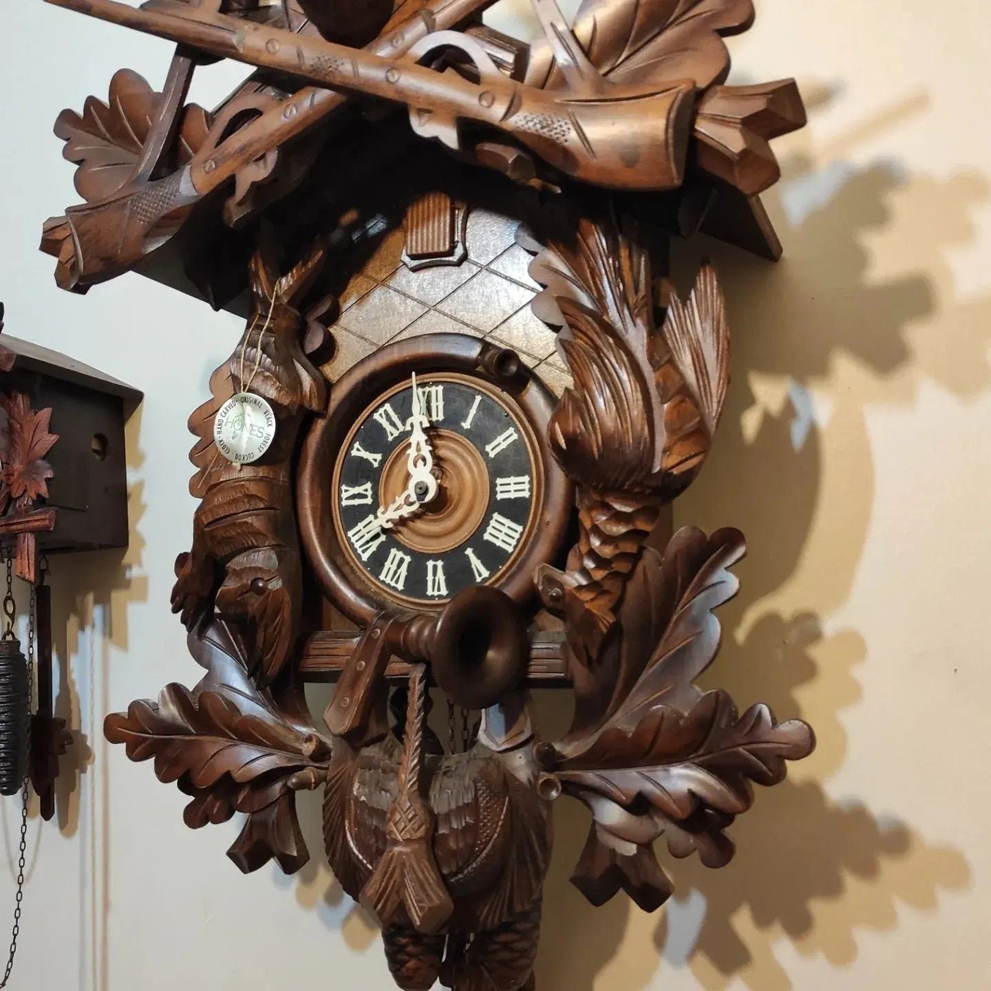 Rare 1960s/70s German Hönes Giant Hunter-Themed Mechanical Cuckoo Clock - Hand-Carved and Painted, Perfect Condition