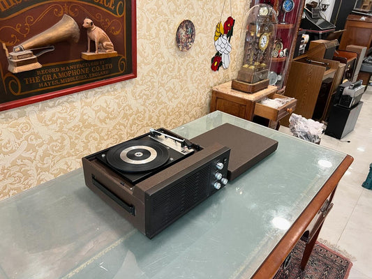 Antique Dual P 70 Portable Record Player, Flawless Condition, Fully Functional, Collectible Vintage , Vintage Audio Decor- Turntable