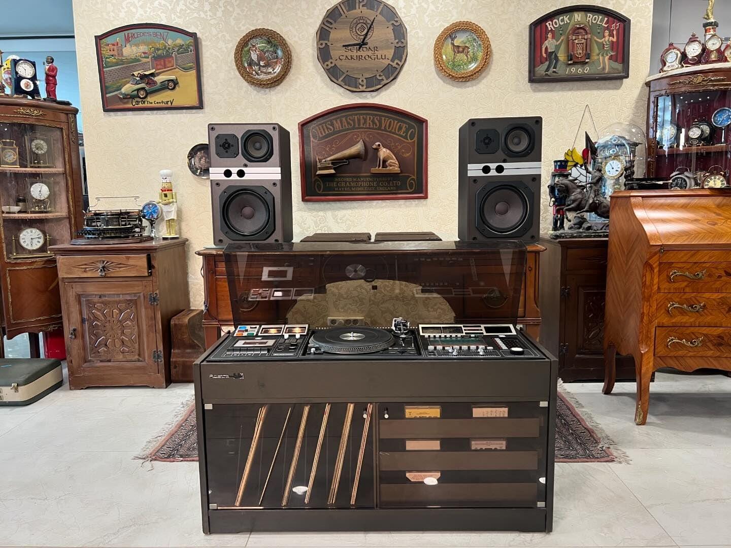 Antique Rosita Stereo Music Cabinet, Dual 496 Fully Automatic, 7-Channel FM & Cassette Player, Excellent Condition