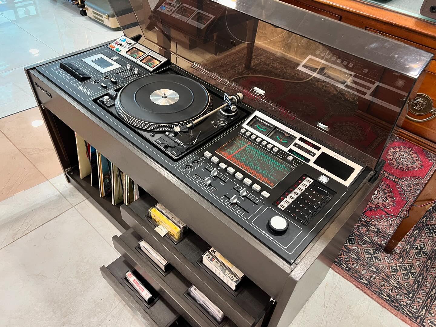 Antique Rosita Stereo Music Cabinet, Dual 496 Fully Automatic, 7-Channel FM & Cassette Player, Excellent Condition