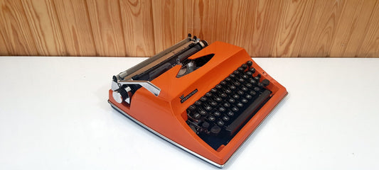 Rare Adler Contessa Typewriter - Like New Vintage Manual Typewriter | Working Condition, Unique Christmas Gift & Collectible Writing Tool