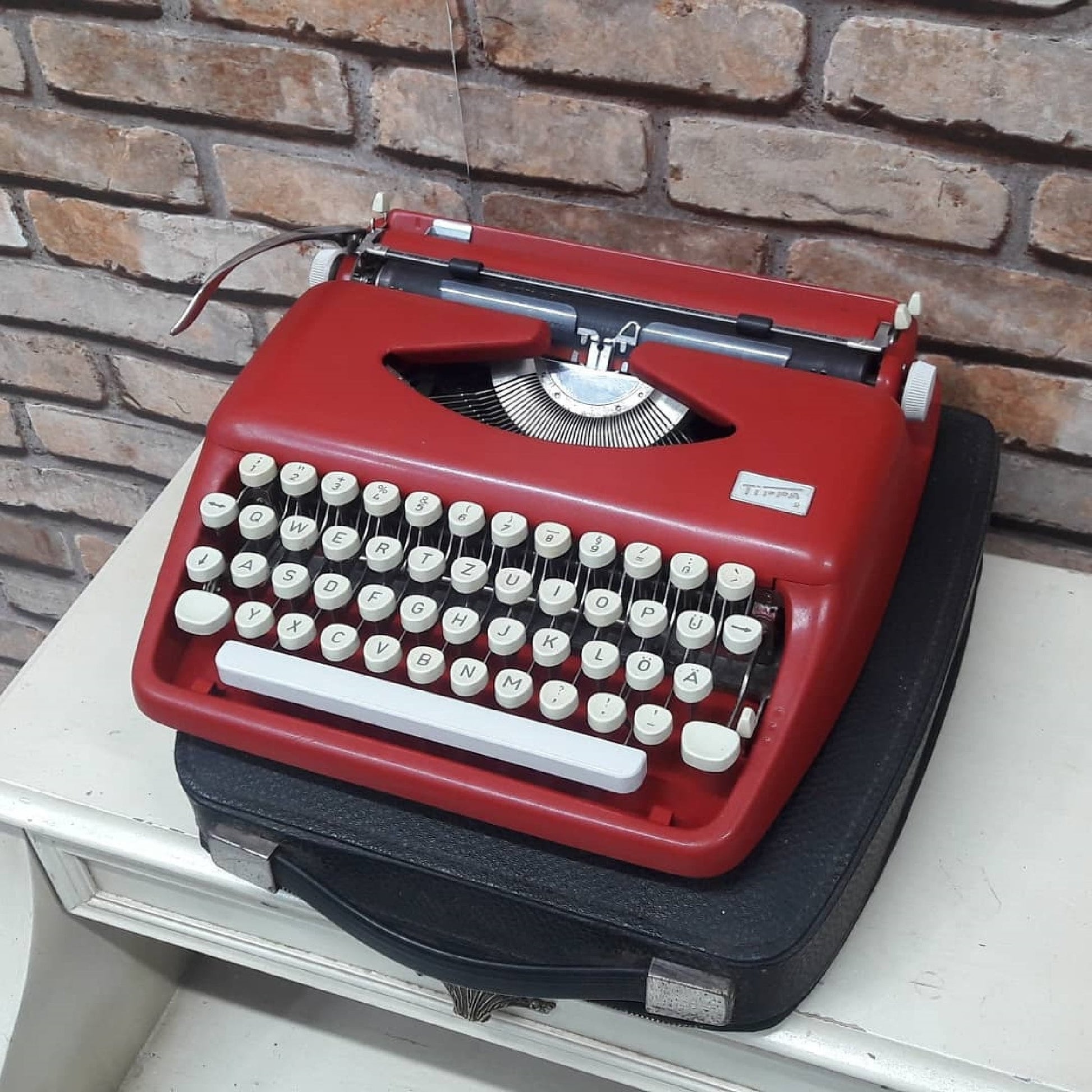 Adler Red Typewriter | Timeless Elegance & Fully Functional