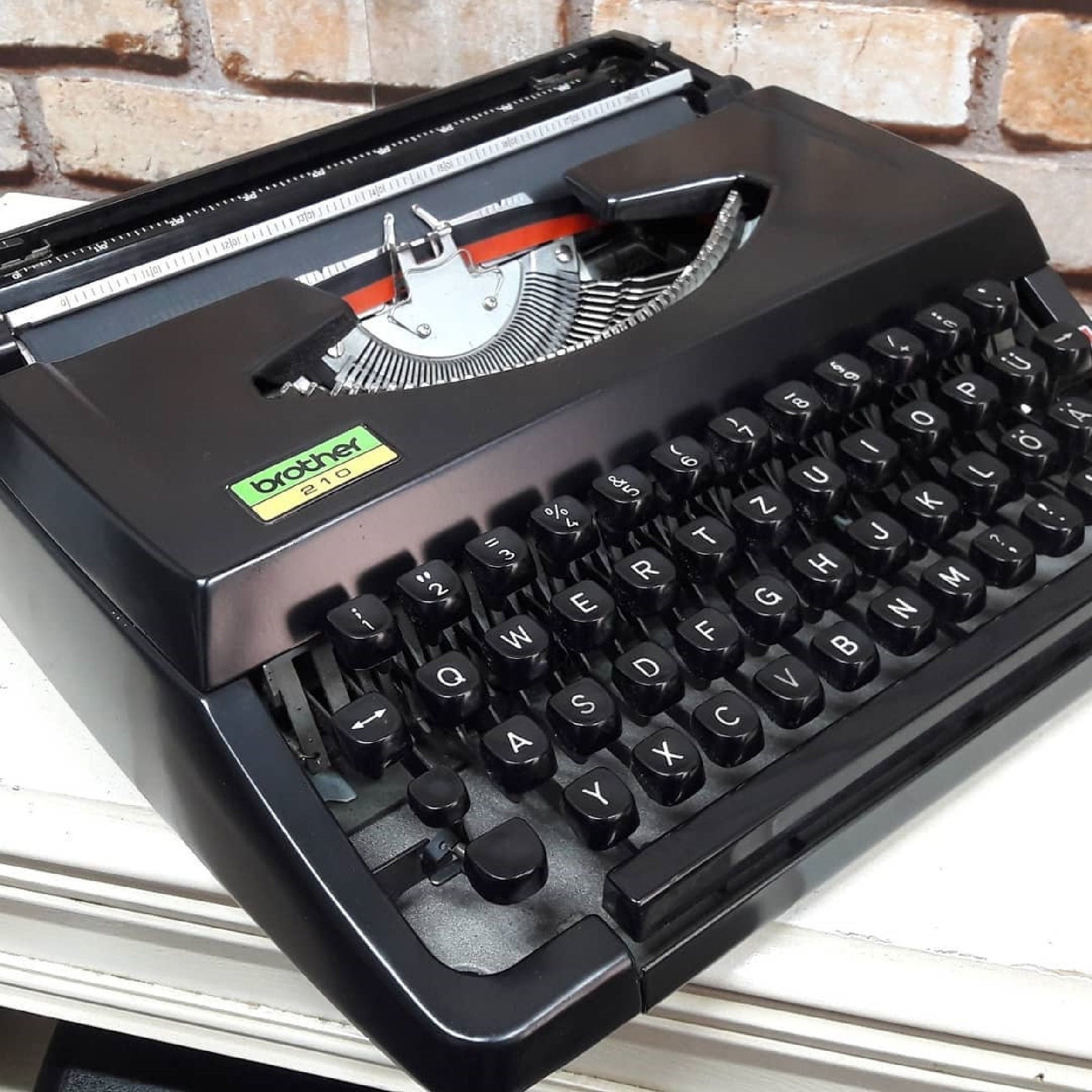 Brother 210 Typewriter - Antique Elegance, Fully Functional, and a Fabulous Gift