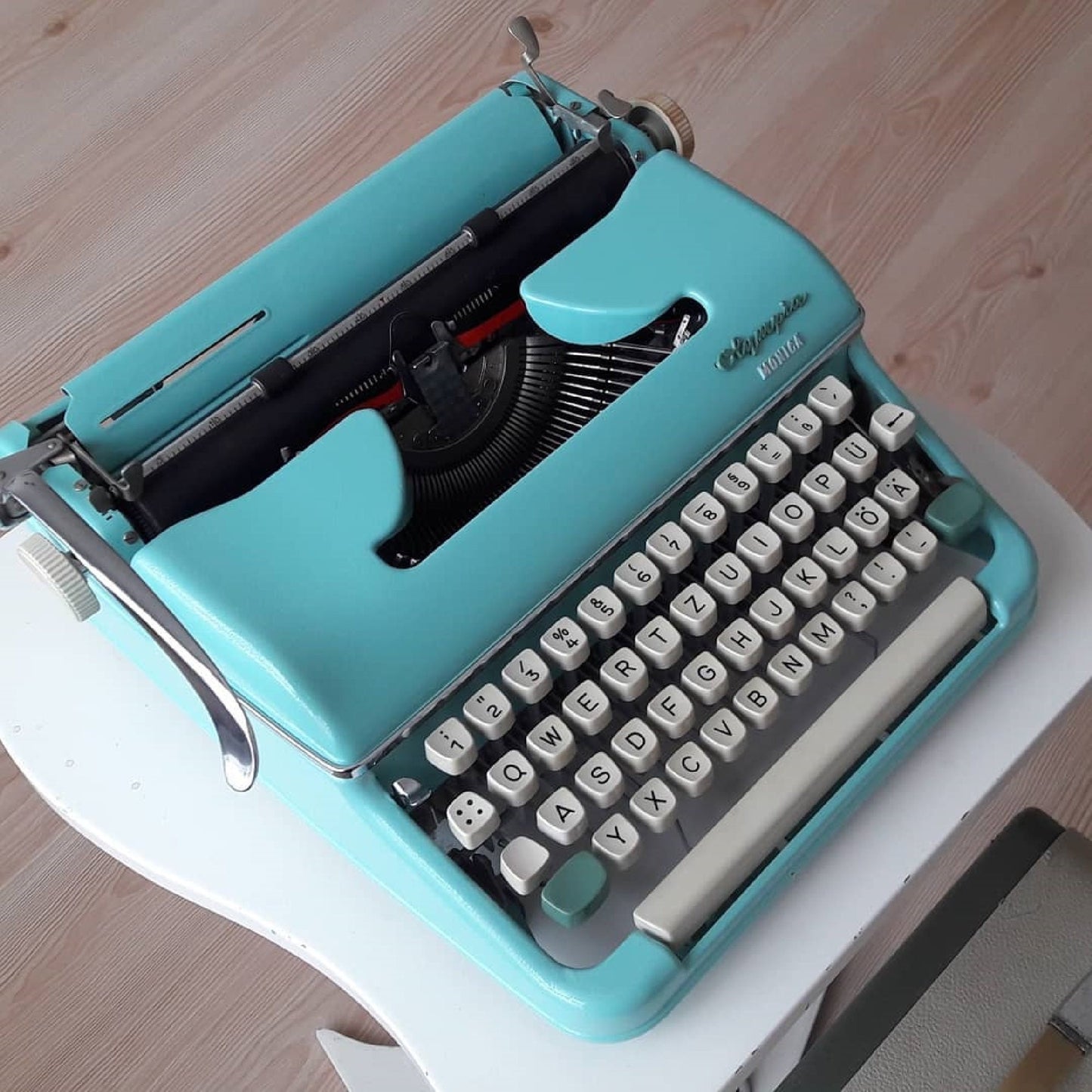 Olympia Monica 1960 Typewriter - Timeless Elegance in Vintage Blue | Fully Operational Antique Charm | Elevate Your Writing Experience!