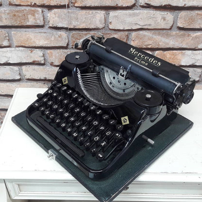Mercedes Prima Typewriter | Black Elegance with Matching Keyboard and Bag | Fully Operational for a Stylish Writing Experience!