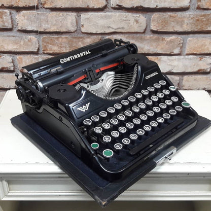 Vintage Continental Typewriter,Authentic 1935 Model with QWERTZ Layout,Fully Functional and Restored,Antique Writing Charm in Every Keystrok