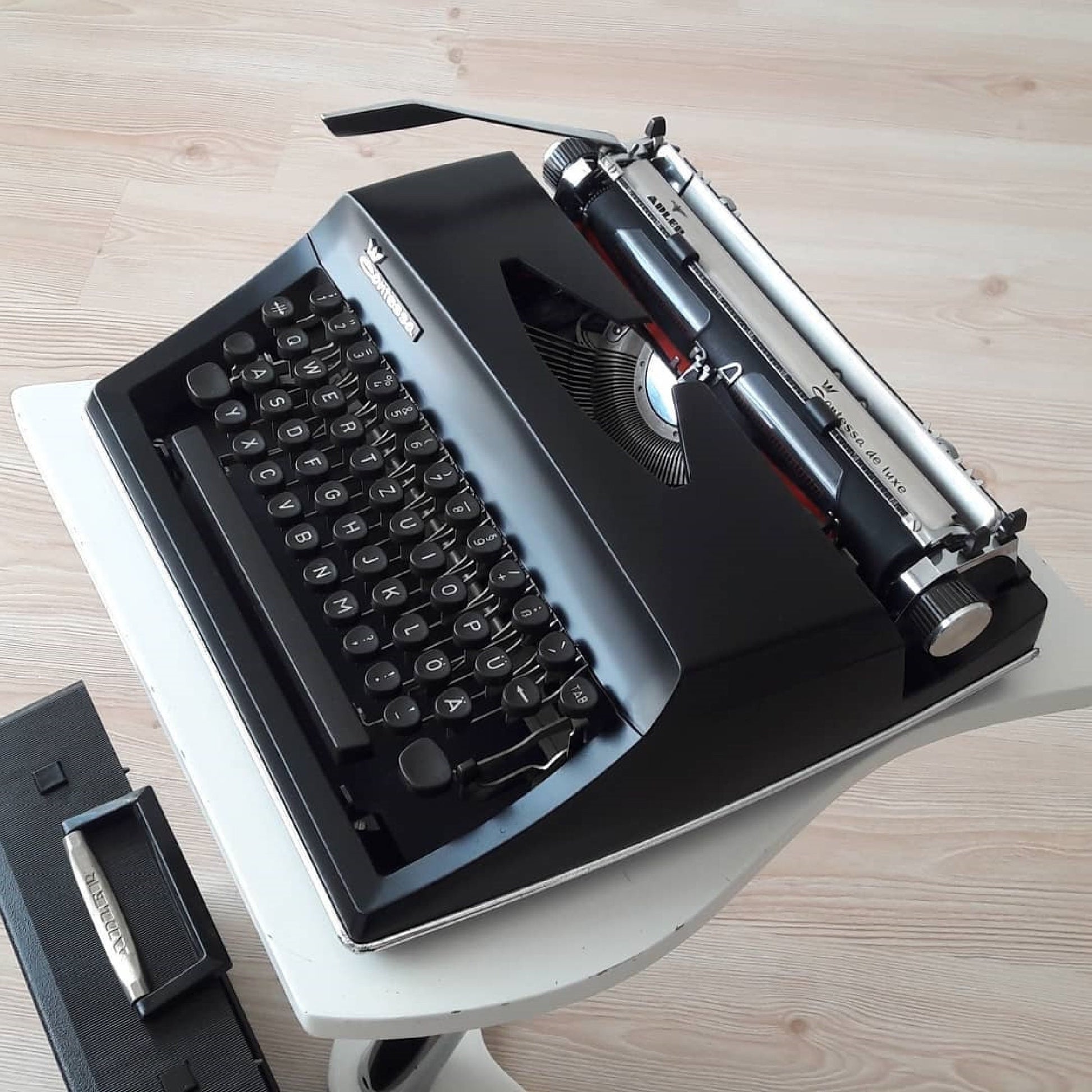 Adler Contessa Deluxe Typewriter | Dark Typewriter | Vintage Gift