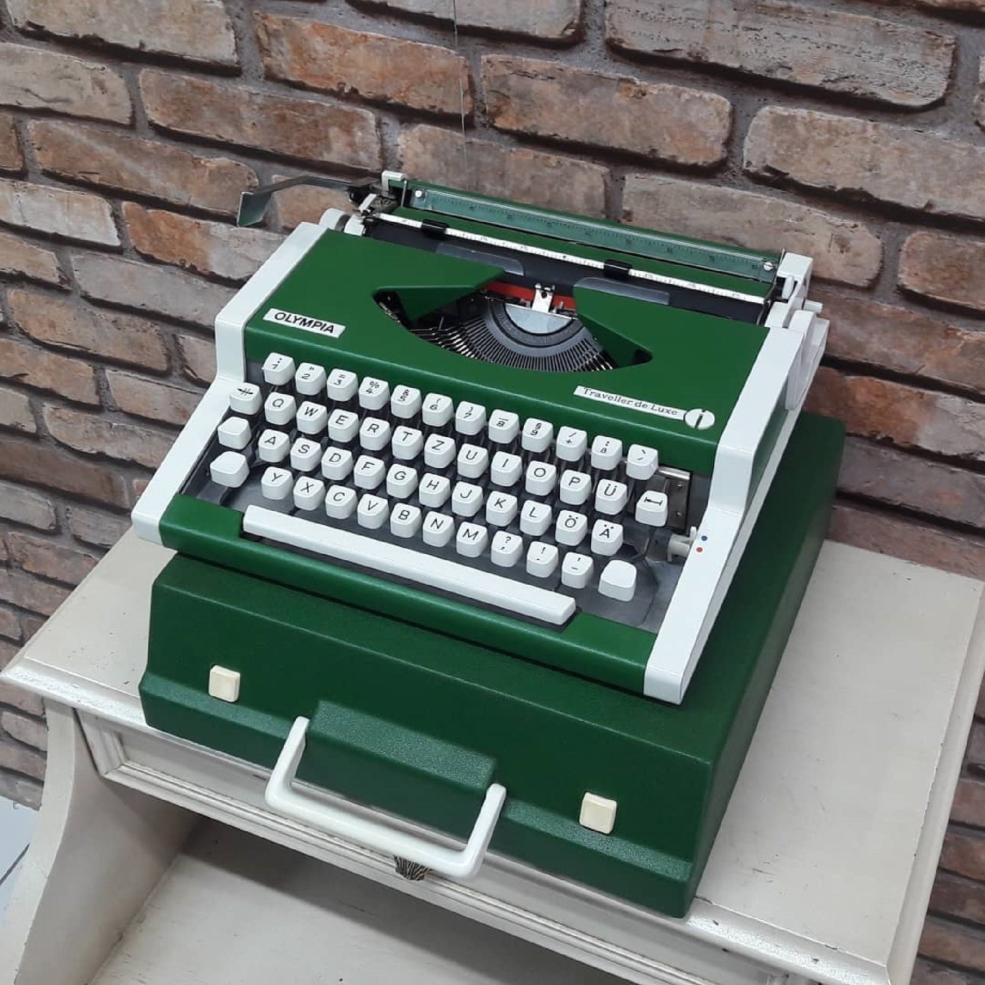 Green Olympia Traveller Deluxe Typewriter - Fully Functional. The Ultimate Gift for Timeless Elegance.