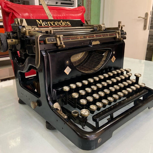 Mercedes Office Rare and Exclusive Error-free Typewriter,typewriter working