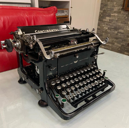 Continental Typewriter,typewriter working