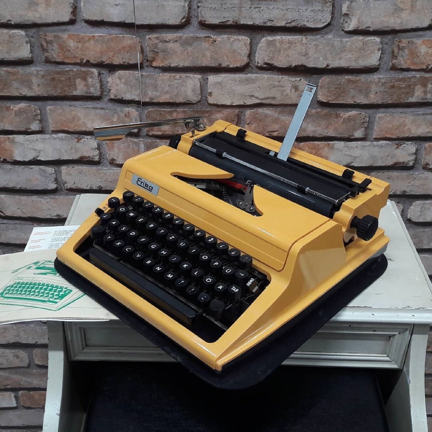 Erika Typewriter| Antique Typewriter | Working Typewriter | Working Perfectly | Fabulous Gift | Typewriter like new