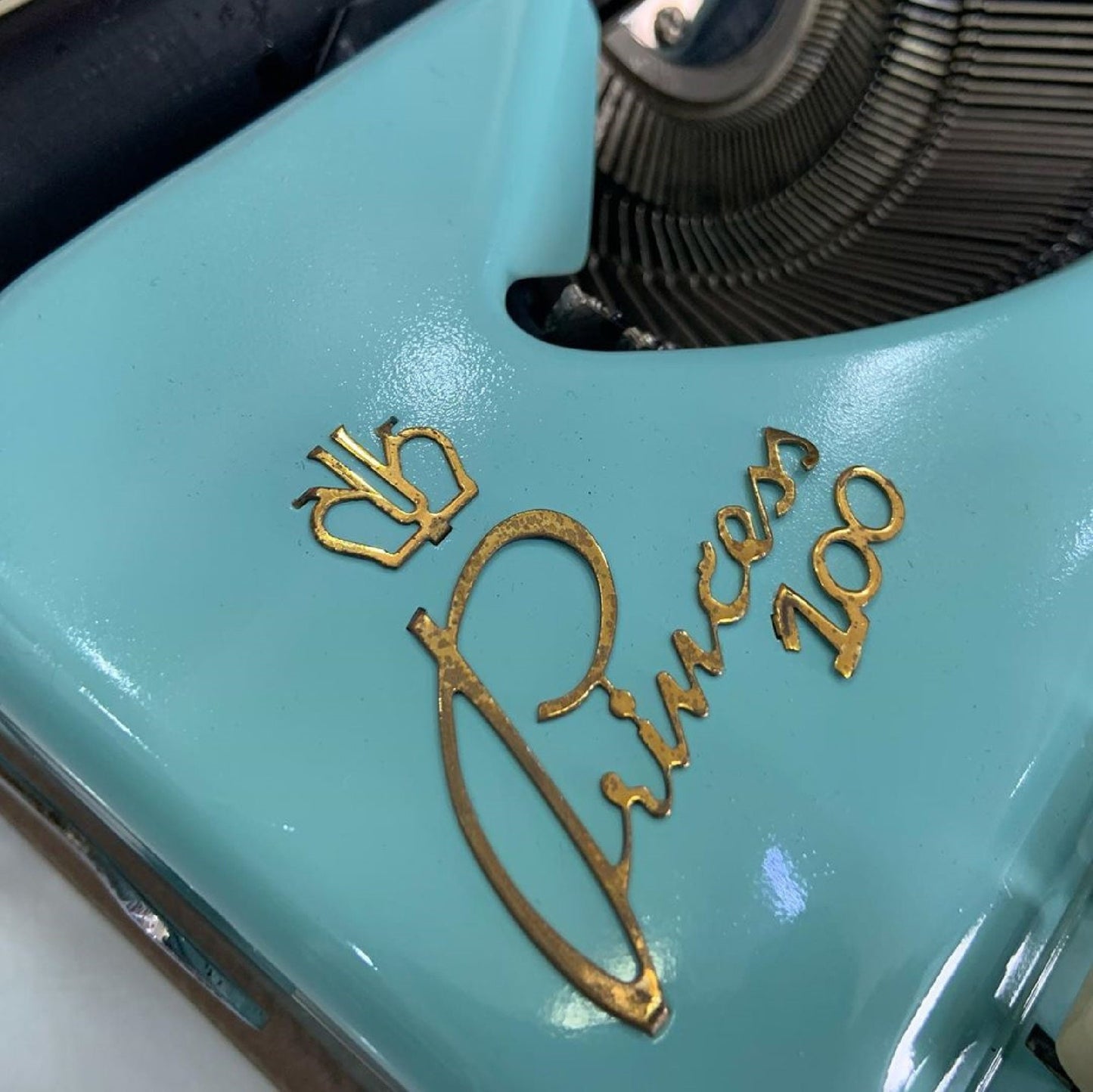 Prencess 100 Typewriter,typewriter working