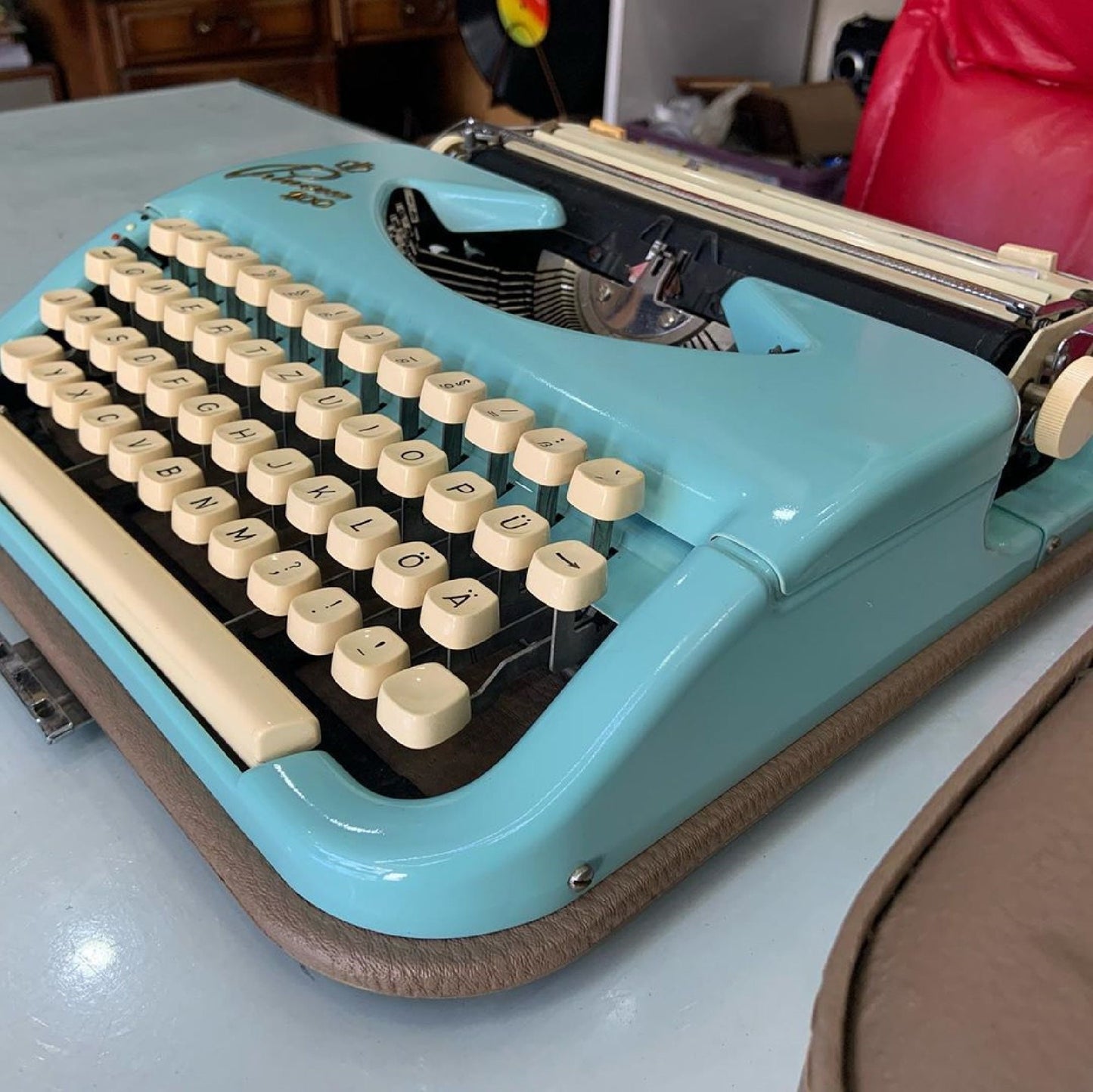 Princess 100 Typewriter - Working Typewriter, Blue Elegance, Beige Case