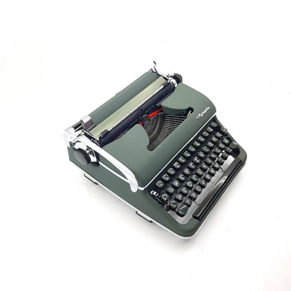 Olympia SM3 Typewriter with Case - The Most Special Gift - Vintage Green,typewriter working