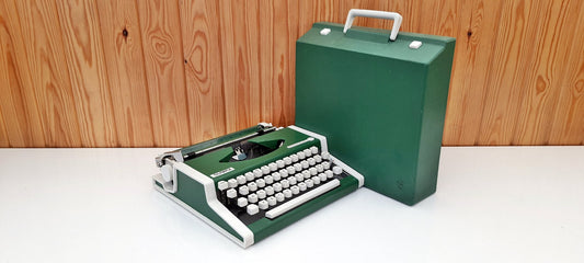 Green OLYMPIA TRAVELLER Typewriter | Vintage Typewriter | Antique Mechanical Writing Machine from the 1960s | Classic Handwriting Tool"