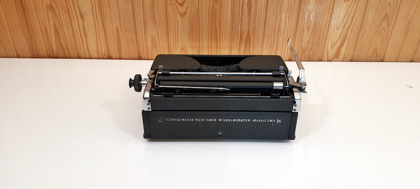Antique Olympia SM2 Typewriter | Rare Mechanical Writing Instrument from the 1950s,typewriter working