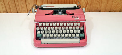 Olympia Monica Pink Typewriter and Case - Vintage Elegance, Special Typewriter, Premium Gift | Experience the Timeless Charm