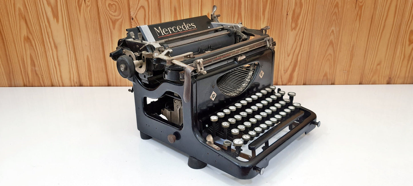 Mercedes Typewriter 1925 - Like New, Fully Operational, Premium Product, Black with Glass Key