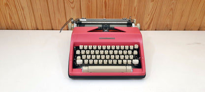Olympia Pink Typewriter | Typewriter like new,typewriter working
