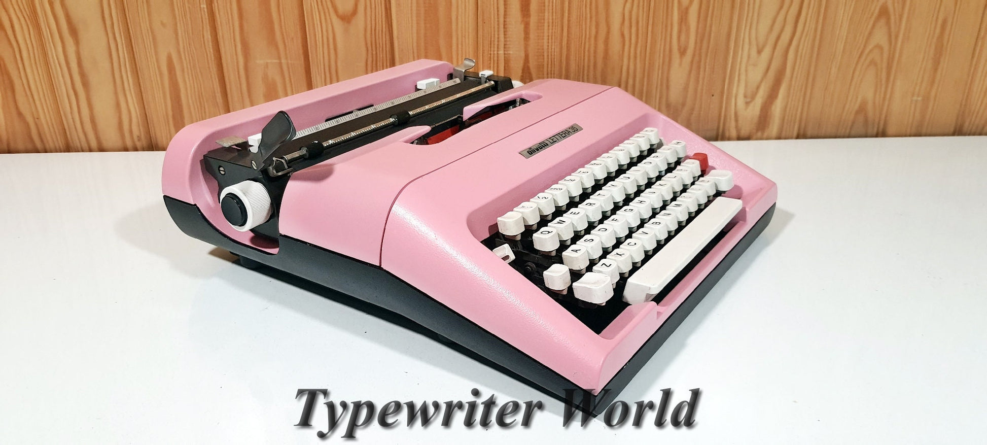 Olivetti Lettera 35 Pink Typewriter - Premium Gift - Fully Functional with QWERTY Keyboard