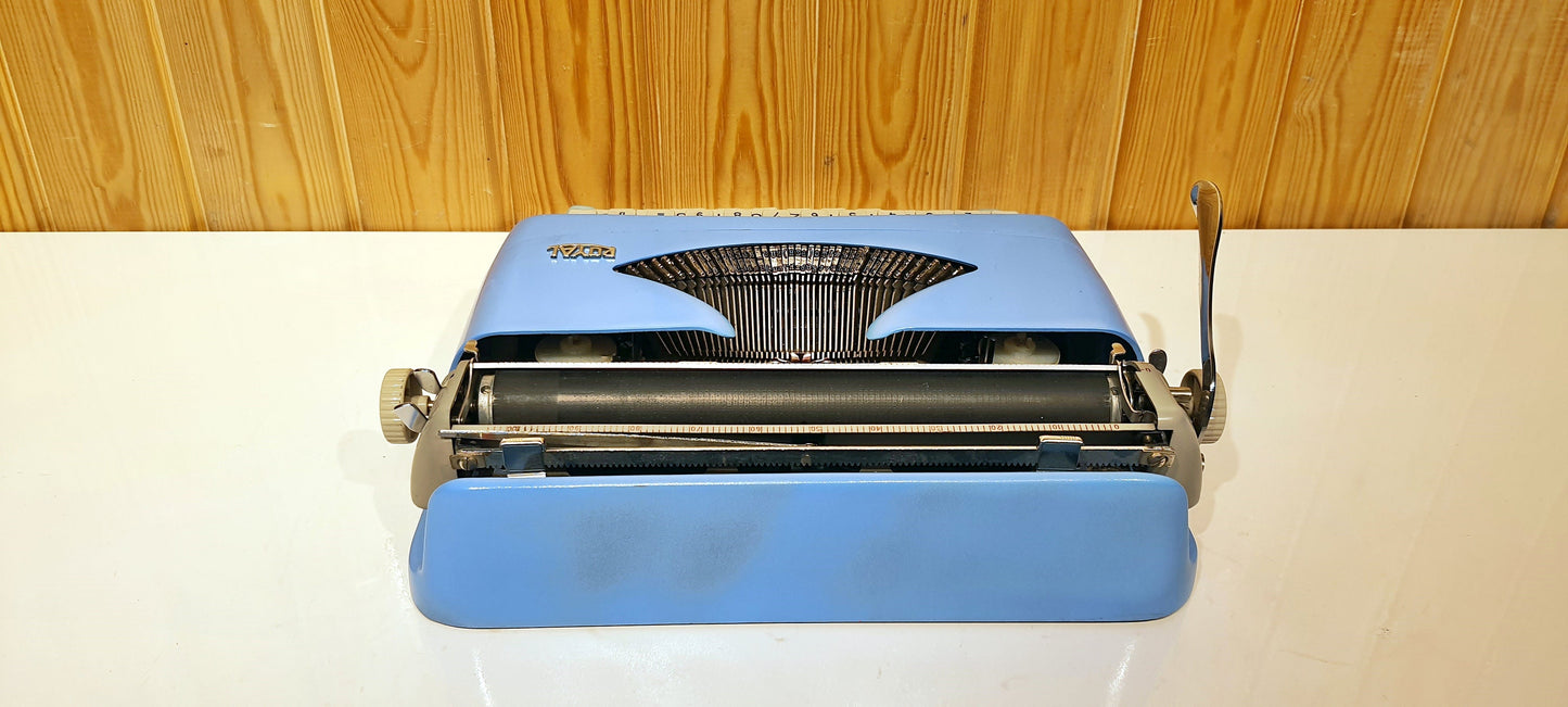 Royal Typewriter | Blue Typewriter | Antique Typewriter | Working Perfectly | Fabulous Gift | Typewriter Like New