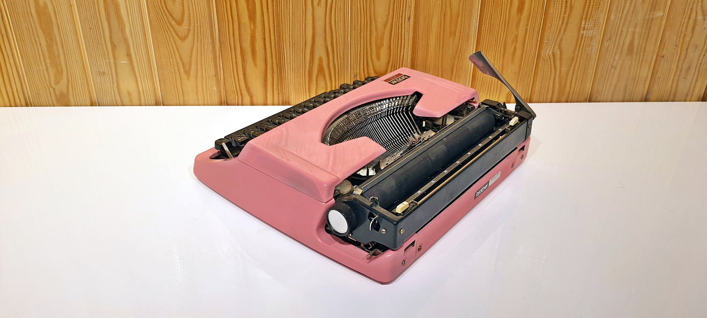 PRIVILEG Model Typewriter | Typewriter Like New | Typewriter Working Serviced | Pink Typewriter