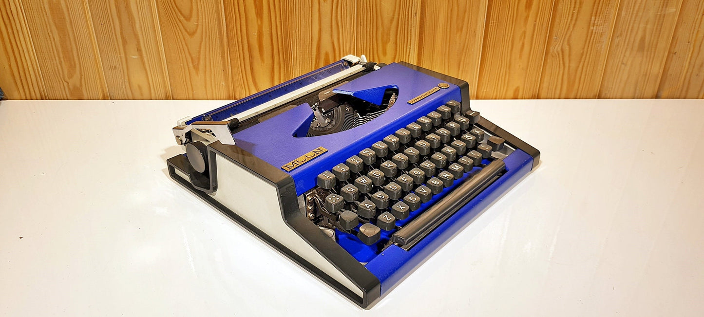 Moon Typewriter QWERTY DARK Blue / QWERTY Keyboard Typewriter / Typewriter World Brand / Special for Valentine's Day | Typewriter like new