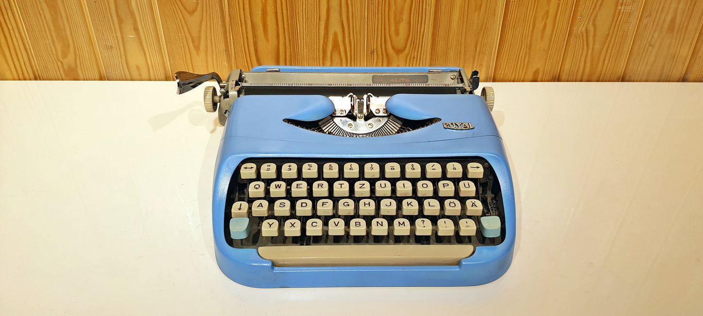 Royal Typewriter | Blue Typewriter | Antique Typewriter | Working Perfectly | Fabulous Gift | Typewriter Like New