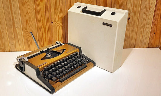 Moon Typewriter QWERTY Gold / QWERTY Keyboard Typewriter / Typewriter World Brand / Special for Valentine's Day | Typewriter like new