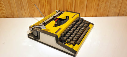 Moon Typewriter QWERTY Yellow - Typewriter World Brand - Ideal for Valentine's Day