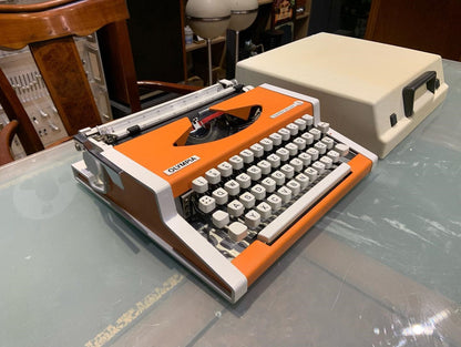 Olympia Traveller Typewriter 1970s / Premium Gift | Orange Typewriter | Old Typewriter,typewriter working