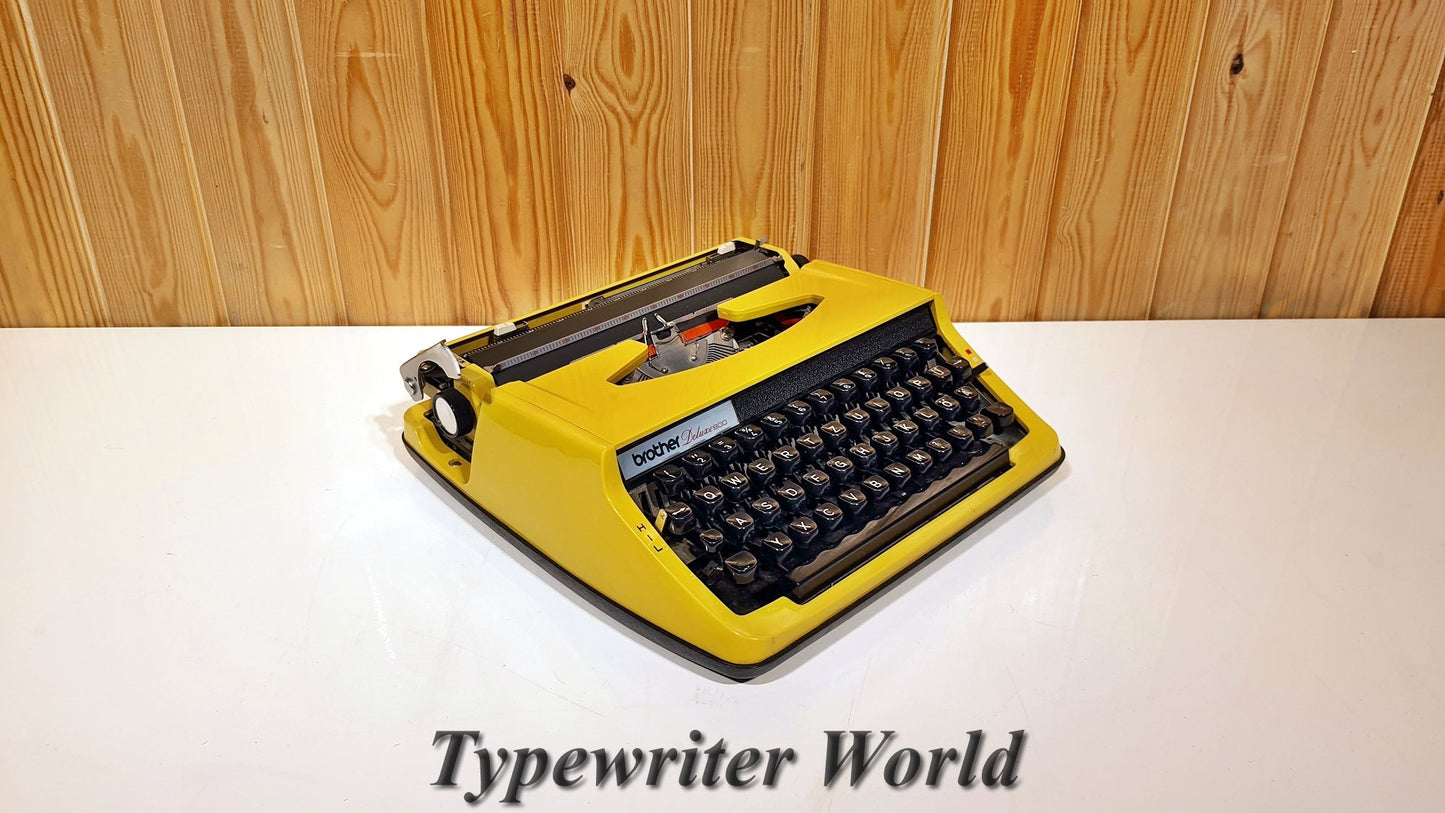 Brother Deluxe 800 Typewriter | Yellow Typewriter | Old Typewriter | Working Typewriter | Vintage Typewriter